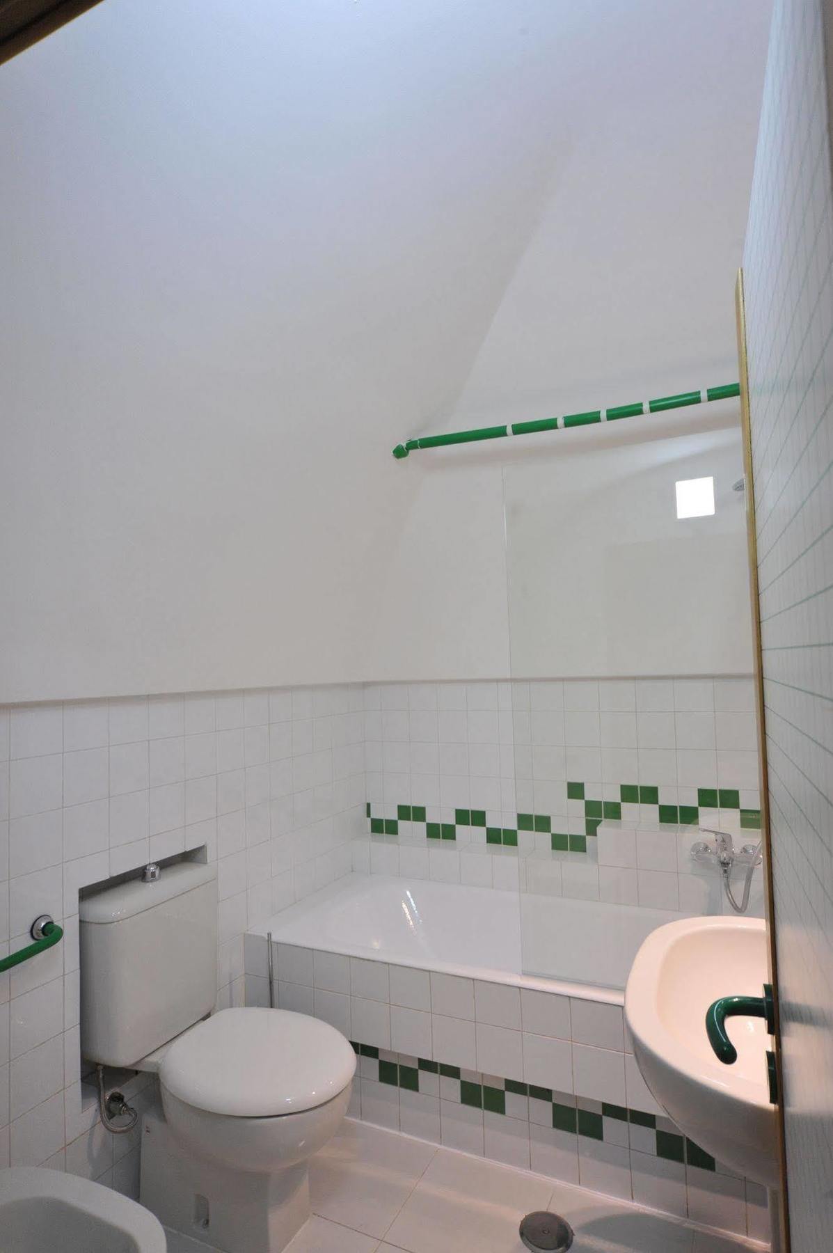 Bed and Breakfast Gatto Bianco House Bari Exterior foto